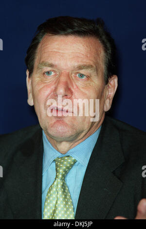 GERHARD SCHRODER.CHANCELLOR OF GERMANY. NICE, FRANCE, EUROPEAN SUMMIT.EUROPEAN SUMMIT NICE 2000.11/12/2000.U99B6 Stock Photo