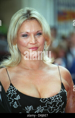 AMANDA REDMAN BAFTA AWARDS BAFTA TV AWARDS LONDON ENGLAND 13 May 2001