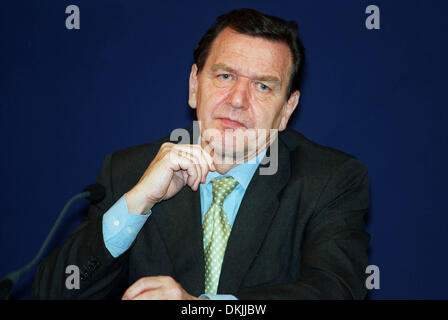 GERHARD SCHRODER.CHANCELLOR OF GERMANY. NICE, FRANCE, EUROPEAN SUMMIT.EUROPEAN SUMMIT NICE 2000.11/12/2000.U99F31 Stock Photo