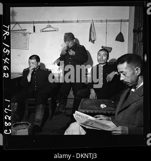 Scores of allied prisoners were released by Navy and Marine Corp men at Saitama prefecture, a Franciscan Convent 30... 520928 Stock Photo