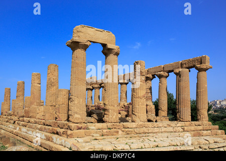 Temple of Juno Lacinia (450 BC), Valley of the Temples, Agrigento, Sicily, Italy Stock Photo
