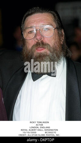 Oct. 10, 2000 - ROYAL ALBERT HALL, KENSINGTON - RICKY TOMLINSON.ACTOR. LONDON, ENGLAND.ROYAL ALBERT HALL, KENSINGTON.10/10/2000.BC26G27C.CREDIT:(Credit Image: © Globe Photos/ZUMAPRESS.com) Stock Photo