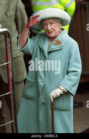 THE QUEEN MOTHER.ROYAL FAMILY 2000 Stock Photo