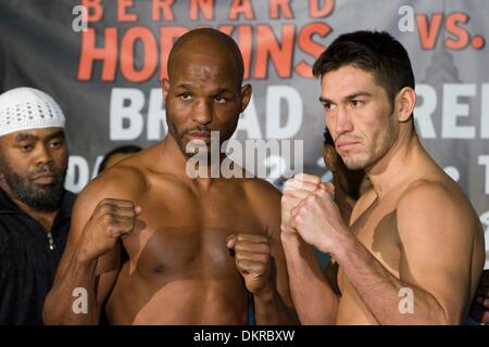 Dec 01, 2009 - Philadelphia, Pennsylvania, USA - BERNARD HOPKINS (LEFT) and ENRIQUE ORNELAS at the weigh-in at Liacouras Center, the site of the December 2, 2009 fight.  Hopkins weighed-in at 175 pounds and Ornelas was 173.5 pounds. (Credit Image: Â© Jay Gorodetzer/ZUMA Press) Stock Photo