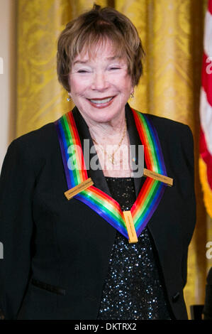 Washington, DC. 8th Dec, 2013. Kennedy Center Honoree Shirley MacLaine attends a reception at the White House for the 2013 Kennedy Center Honorees on December 8, 2013 in Washington, DC. Credit: Kristoffer Tripplaar / Pool via CNP/dpa/Alamy Live News Stock Photo