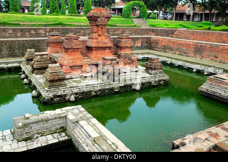 Candi Tikus bathing place (14th century), Trowulan, near Mojokerto, Java, Indonesia Stock Photo