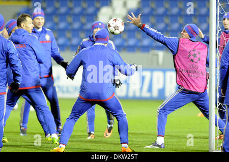 Pilsen, Czech Republic. 9th Dec, 2013. CSKA Moscow training on December 9, 2013 in Pilsen, Czech Republic ahead of the 6th round Champions League match FC Viktoria Plzen vs CSKA Moscow. Credit: CTK Photo/Petr Eret/Alamy Live News Stock Photo