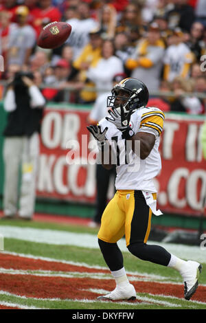 Photo: Steelers Rashard Mendenhall Runs 50 Yards for Touchdown in Overtime  Win at Pittsburgh - PIT2010091206 