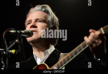 Berlin, Germany. 09th Dec, 2013. British singer Lloyd Cole performs a concert at Heimathafen Neukoelln in Berlin, Germany, 09 December 2013. Photo: BRITTA PEDERSEN/dpa/Alamy Live News Stock Photo