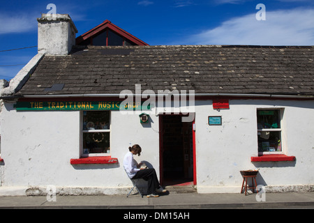 Traditional music shop, Doolin, Co. Clare, Ireland Stock Photo