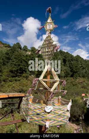 Bhutan, Bumthang Valley, Jakar, traditional Bhutanese dzoe spirit catcher on bridge Stock Photo