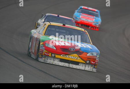 Sprint Cup driver Kyle Busch #18 leads a pack during the NASCAR Sprint Cup Series Championship Ford 400 at the Homestead-Miami Speedway in Homestead, FL. (Credit Image: © Chris Grosser/Southcreek Global/ZUMApress.com) Stock Photo