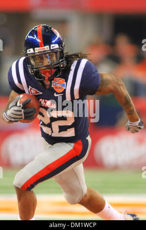 Ole Miss RB Dexter McCluster has no fear, big heart