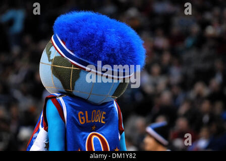 The Harlem Globetrotters' mascot, Globie, during the game against the Generals at the American Airlines Center in Dallas, TX.  The Globetrotters won 78-61. (Credit Image: © Patrick Green/Southcreek Global/ZUMApress.com) Stock Photo