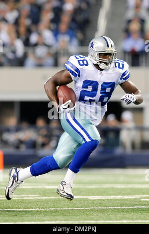 Dallas Cowboys running back Felix Jones (28) busts up the middle in the NFL  football game between the Philadelphia Eagles and Dallas Cowboys at Cowboys  Stadium in Arlington, Texas. Cowboys lead at