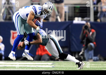 Dallas Cowboys wide receiver Patrick Crayton (84) makes the