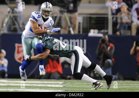 Dallas Cowboys wide receiver Patrick Crayton (84) makes the