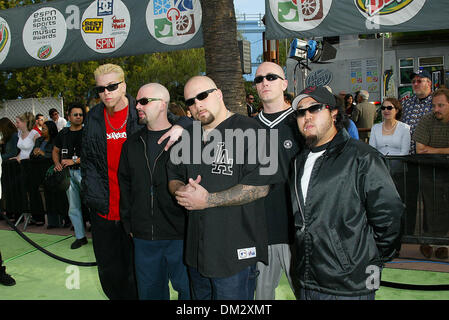 Apr. 13, 2002 - Los Angeles, CALIFORNIA - 2002 ESPN ACTION SPORTS & MUSIC AWARDS.AT UNIVERSAL AMPHITHEATRE IN LOS ANGELES, CA.3RD STRIKE. FITZROY BARRETT /    4-13-2002        K24696FB         (D)(Credit Image: © Globe Photos/ZUMAPRESS.com) Stock Photo