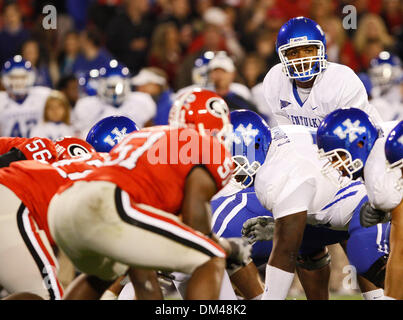 Kentucky quarterback Morgon Newton (12) checks coverages at the game against Georgia at Sanford Stadium at the University of Georgia in Athens, Ga., on Saturday, November 21, 2009. The Wildcats beat the Bulldogs 34-27. (Credit Image: © Daniel Shirey/Southcreek Global/ZUMApress.com) Stock Photo