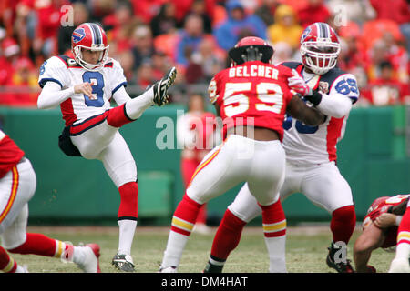 Buffalo Bills' Brian Moorman during NFL football training camp at St. John  Fisher College in Pittsford, N.Y., Wednesday, July 29, 2009. (AP Photo/  David Duprey Stock Photo - Alamy