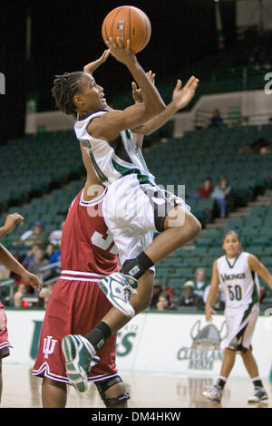 19 December 2009:  Cleveland State Vikings Shawnita Garland (14) drives to the basket during the NCAA college basketball game between the Indiana Hoosiers and the Cleveland State Vikings at the Wolstein Center on the campus of Cleveland State University in Cleveland, Ohio.  Cleveland State defeated Indiana in overtime 77-75. .Mandatory Credit: Frank Jansky / Southcreek Global (Cred Stock Photo