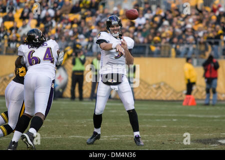 27 December 2009: Baltimore Ravens Domonique Foxworth (24) leaps