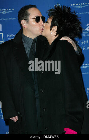 Feb. 23, 2002 - Los Angeles, CALIFORNIA - 33rd NAACP IMAGE AWARDS.AT THE UNIVERSAL AMPHITHEATRE LOS ANGELES CA..LIZA MINNELLI AND HUSBAND DAVID GUEST. FITZROY BARRETT /    2-23-2002        K24180FB         (D)(Credit Image: © Globe Photos/ZUMAPRESS.com) Stock Photo