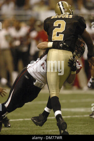 Atlanta Falcons quarterback Michael Vick (7) runs out of the pocket for  first down yardage in the second quarter against the New Orleans Saints  December 12, 2005 in AtlantaÕs Georgia Dome. The