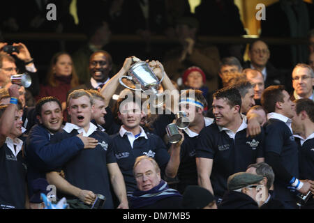 London, UK. 12th Dec, 2013. Oxford celebrate their Varsity Rugby Match win over Cambridge from Twickenham Stadium. Credit:  Action Plus Sports/Alamy Live News Stock Photo