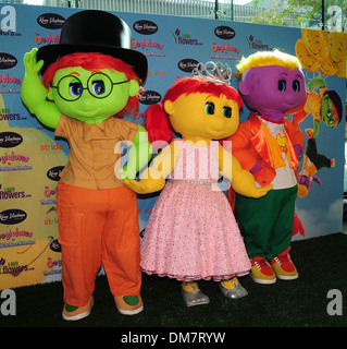 Goobie Zoozie and Toofie at film premiere of 'The Oogieloves in Big ...