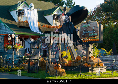 Halloween Decorations In St Sauveur Village Laurentides Quebec Stock Photo  - Alamy