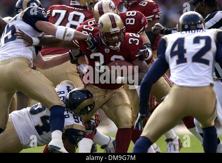 7 September 2003: Kurt Warner of the St. Louis Rams during the Giants 23-13  victory over the Rams in the 2003 season opener at the Meadowlands in East  Rutherford, New Jersey. (Icon