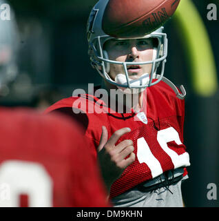 Nnamdi Asomugha participates in Raiders practice in Napa August 4,  2004Napa Valley Register (Credit Image: © Napa Valley  Register/ZUMApress.com Stock Photo - Alamy