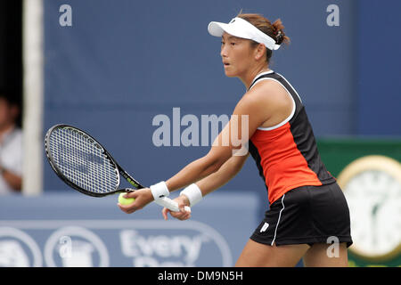 22 August 2009: Ai Sugiyama (JPN) prepares to serve the ball at the Rogers Cup at the Rexall Centre  Toronto, ON. Nuria Llagostera Vives/Maria Jose Martinez Sanchez beat Ai Sugiyama/Daniela Hantuchova 4-6, 4-6. (Credit Image: © Southcreek Global/ZUMApress.com) Stock Photo