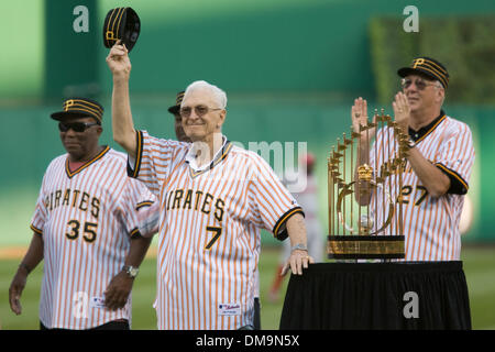 22 August 2009: Manager of the 1979 Pirates Chuck Tanner (7