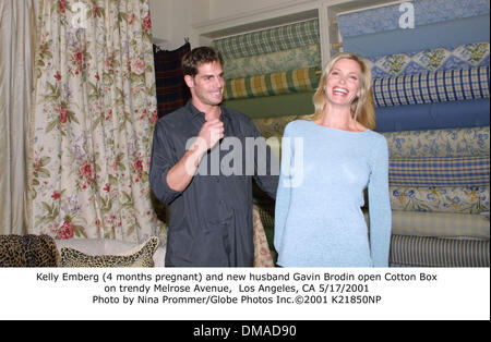 May 17, 2001 - Kelly Emberg and new husband Gavin Brodin open Cotton Box.on trendy Melrose Avenue,  Los Angeles, CA 5/17/2001. Nina Prommer/   2001 K21850NP(Credit Image: © Globe Photos/ZUMAPRESS.com) Stock Photo