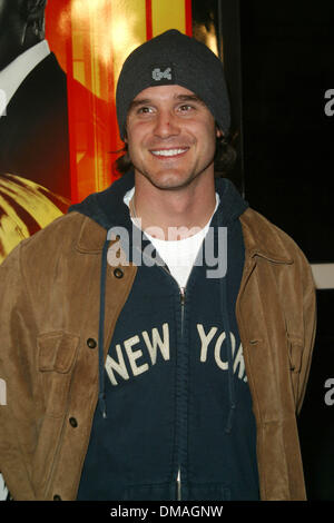 Oct. 23, 2002 - Hollywood, CALIFORNIA, USA - EDDIE MCCLINTOCK..I SPY - PREMIERE .ARCLIGHT THEATER, HOLLYWOOD, CA.OCTOBER 23, 2002. NINA PROMMER/   2002 K26768NP(Credit Image: © Globe Photos/ZUMAPRESS.com) Stock Photo