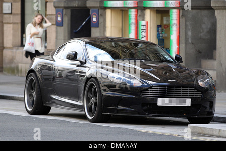 playera aston martin