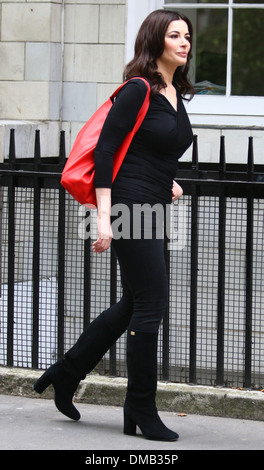 Nigella Lawson films for her new BBC TV show 'Nigellissima' in West London London, England - 22.08.12 Stock Photo