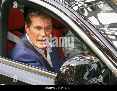 David Hasselhoff arrives at ITV studios in a Rolls-Royce and wearing dirty shoes London England - 17.08.12 Stock Photo