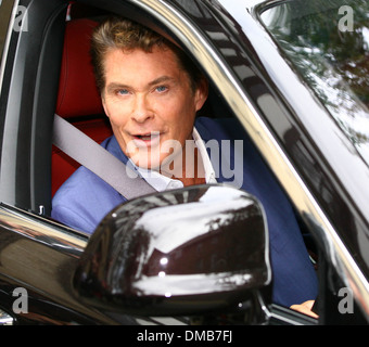 David Hasselhoff arrives at ITV studios in a Rolls-Royce and wearing dirty shoes London England - 17.08.12 Stock Photo