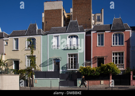 THE STREET RUE DIEULAFOY, SITUATED IN THE MAISON-BLANCHE QUARTER, RESIDENTIAL AREA, 13TH ARRONDISSEMENT, PARIS (75), ILE-DE-FRANCE, FRANCE Stock Photo