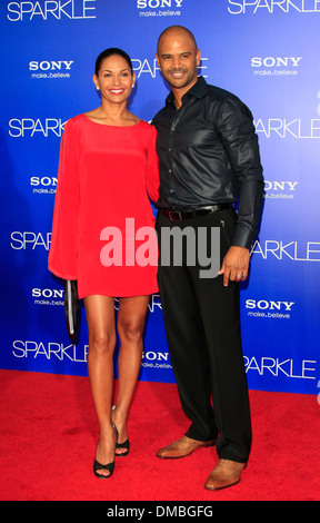 Salli Richardson Dondre Whitfield Los Angeles Premiere of 'Sparkle' at Grauman's Chinese Theatre Los Angeles California - Stock Photo