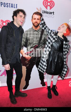 New York, NY, USA. 13th Dec, 2013. Taylor York, Hayley Williams, Paramore in the press room for Z100's Jingle Ball 2013 Presented by Aeropostale - PRESS ROOM, Madison Square Garden, New York, NY December 13, 2013. Credit:  Gregorio T. Binuya/Everett Collection/Alamy Live News Stock Photo