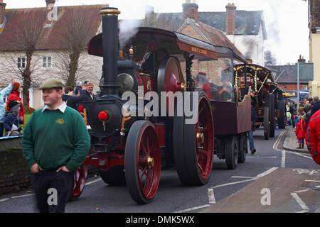 Wimborne, Dorset, UK. 14th December 2013. Crowds turn out to watch the 25th Wimborne Save The Children Christmas Parade. steam engine takes part in the parade. Credit:  Carolyn Jenkins/Alamy Live News Stock Photo
