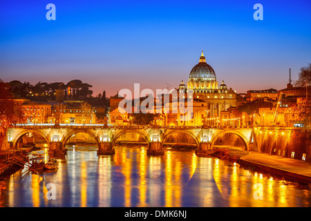 St. Peter's cathedral at night, Rome Stock Photo
