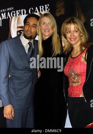 May 15, 2002 - West Hollywood, CALIFORNIA, USA - BEN HARPER, LAURA DERN AND KELLY PRESTON..DAMAGED CARE - SHOWTIME PREMIERE.DIRECTORS GUILD OF AMERICA, WEST HOLLYWOOD, CA.MAY 15, 2002. NINA PROMMER/   2002 K25001NP(Credit Image: © Globe Photos/ZUMAPRESS.com) Stock Photo