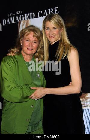 May 15, 2002 - West Hollywood, CALIFORNIA, USA - DIANE LADD AND LAURA DERN..DAMAGED CARE - SHOWTIME PREMIERE.DIRECTORS GUILD OF AMERICA, WEST HOLLYWOOD, CA.MAY 15, 2002. NINA PROMMER/   2002 K25001NP(Credit Image: © Globe Photos/ZUMAPRESS.com) Stock Photo