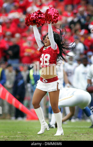 Kansas city chiefs cheerleaders hi-res stock photography and images - Page  3 - Alamy