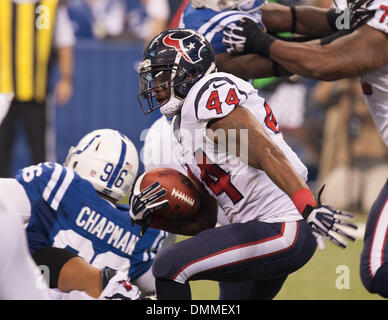 Indianapolis, IN, USA. 15th Dec, 2013. Houston Texans running back Ben Tate (44) carries the ball during the NFL game between the Houston Texans and the Indianapolis Colts at Lucas Oil Stadium in Indianapolis, IN. The Indianapolis Colts defeated the Houston Texans 25-3. Credit:  csm/Alamy Live News Stock Photo